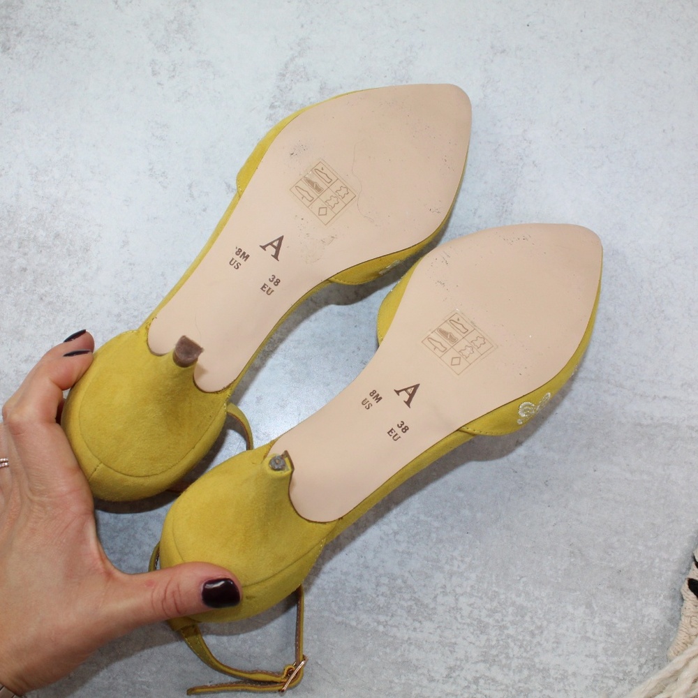 SOLD Anthropologie Yellow Bow Suede Kitten Heels - Picture 5 of 8